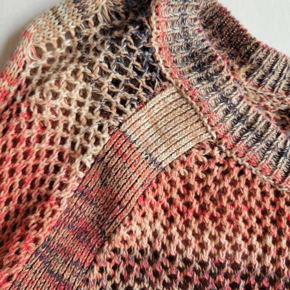 American Rag Crochet Sweater. - Picture 7 of 10